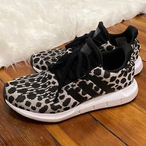 Adidas Cheetah size 7.5